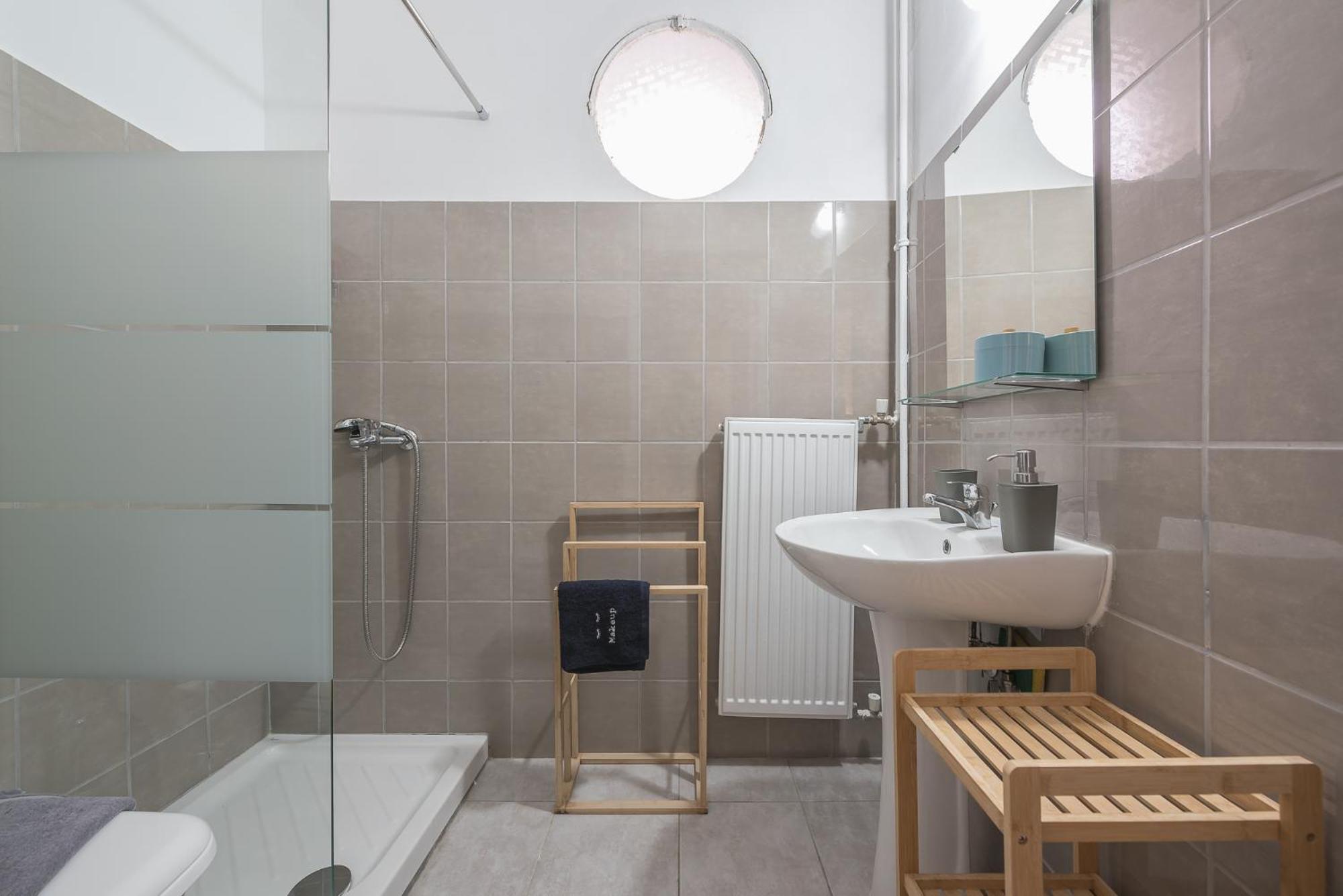 Peaceful And Comfy 2Ba In Athens Heart Apartment Ngoại thất bức ảnh