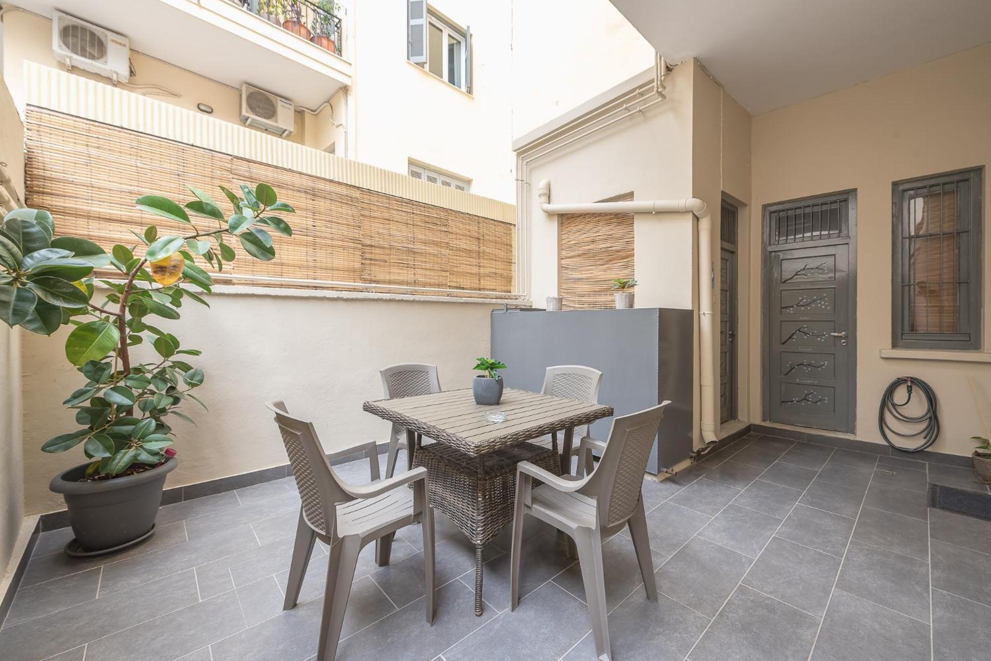 Peaceful And Comfy 2Ba In Athens Heart Apartment Ngoại thất bức ảnh